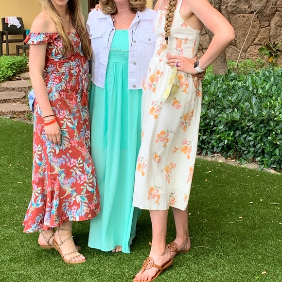 Red two piece set - Picture 4 of 5